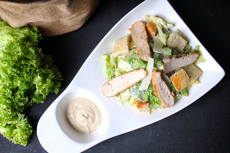 Grilled Chicken Fiesta Salad with ranch